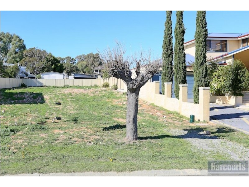 25B Shayne Street, Halls Head WA 6210