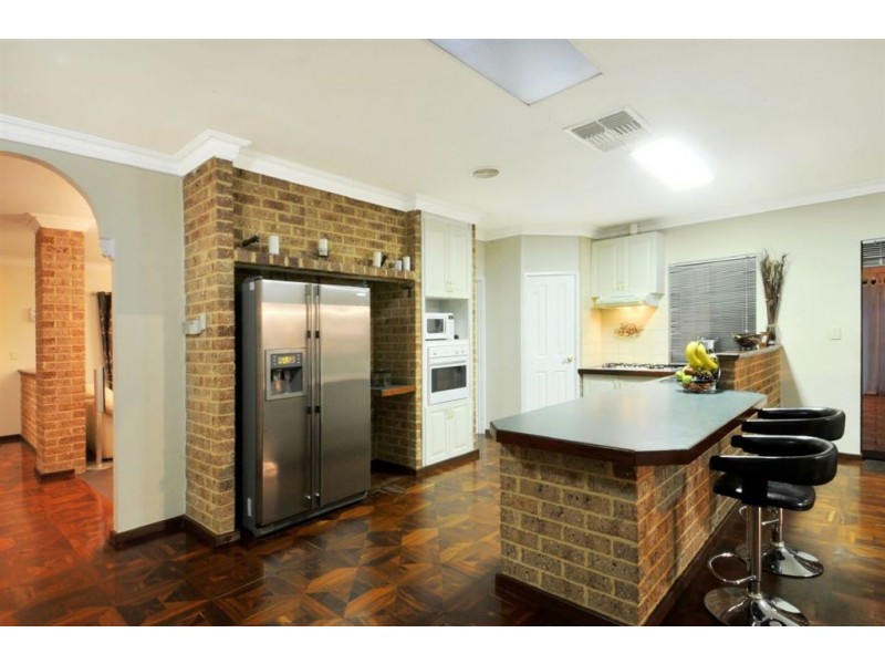 28 Clydesdale Drive, Greenfields WA 6210