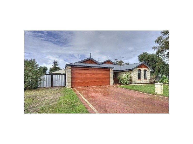 9 Lochinvar Street, Madora Bay WA 6210