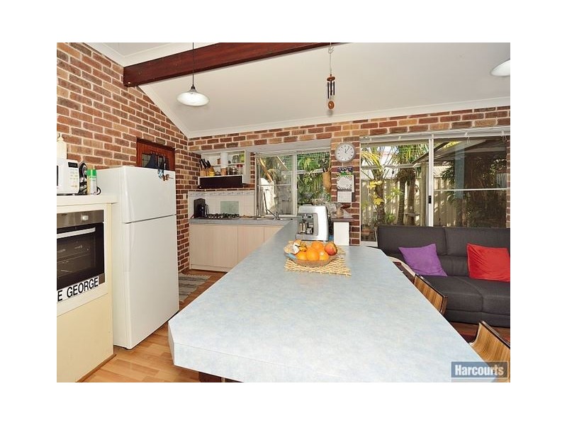 7 Formia Place, Secret Harbour WA 6173