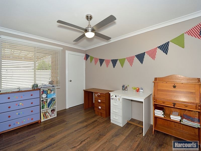 5 Lamont Court, Meadow Springs WA 6210