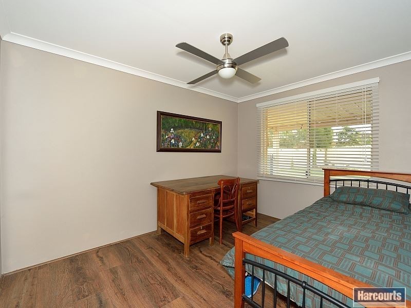 5 Lamont Court, Meadow Springs WA 6210