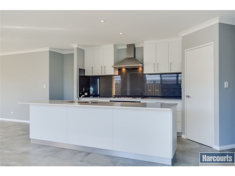 55 Hudson Drive, Dudley Park WA 6210