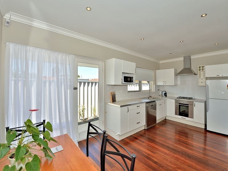 7 Lefroy Street, Mandurah WA 6210