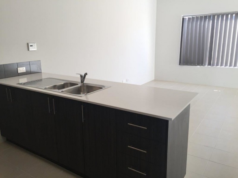 45 Kerkeri Heights, Lakelands WA 6180