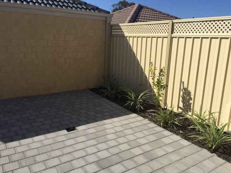 45 Kerkeri Heights, Lakelands WA 6180