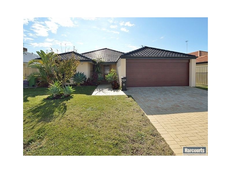 24 Peacock Avenue, Singleton WA 6175