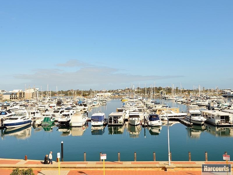 14/1 Breakwater Parade, Mandurah WA 6210