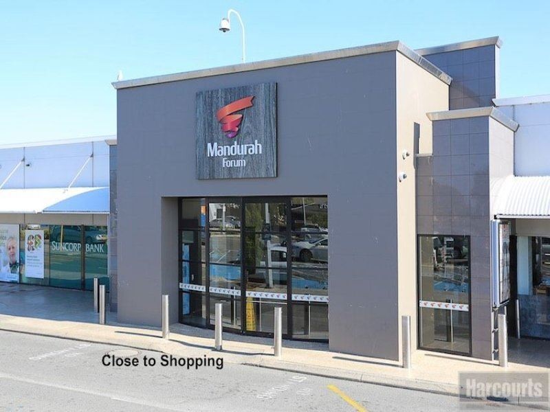 23 Sharperton Meander, Dudley Park WA 6210