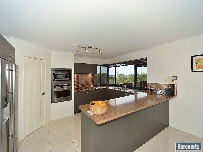 7 Peppertree Close, Wannanup WA 6210