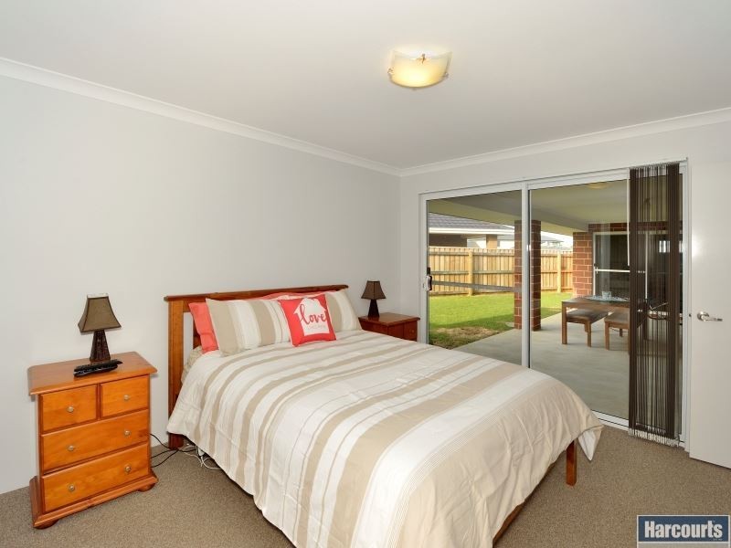 47 Solandri Turn, Halls Head WA 6210