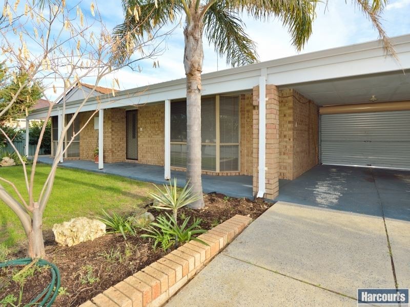 13 Kingfisher Drive, Halls Head WA 6210