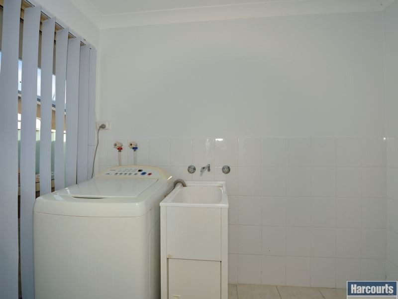 13 Kingfisher Drive, Halls Head WA 6210