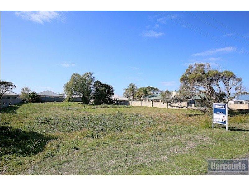15 John Street, Coodanup WA 6210