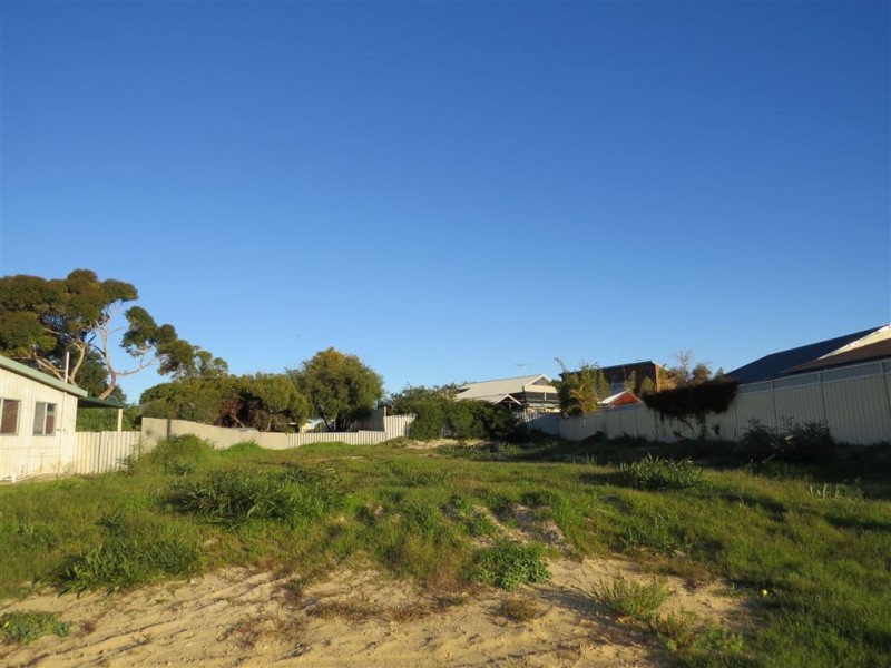 38 Dampier Drive, Golden Bay WA 6174