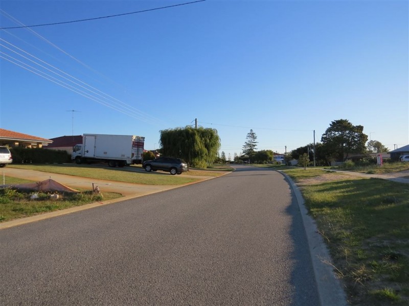 38 Dampier Drive, Golden Bay WA 6174