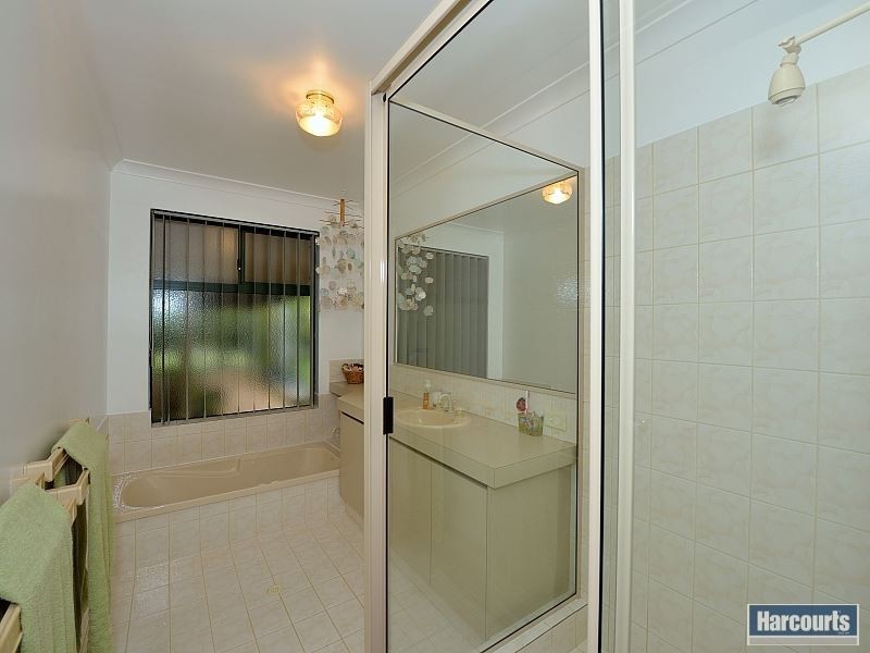 11 Moores Road, Pinjarra WA 6208