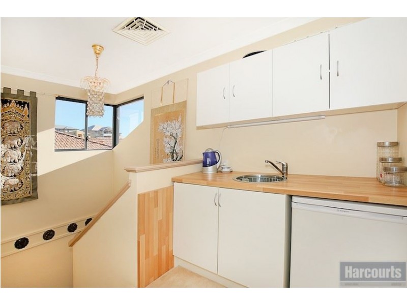 72 Voyager Close, Wannanup WA 6210