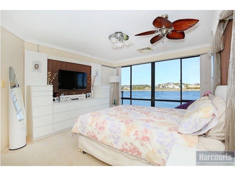 72 Voyager Close, Wannanup WA 6210