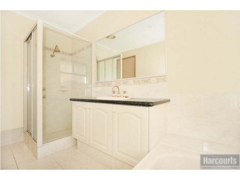 72 Voyager Close, Wannanup WA 6210