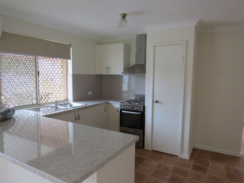 17A Roy Road, Coodanup WA 6210