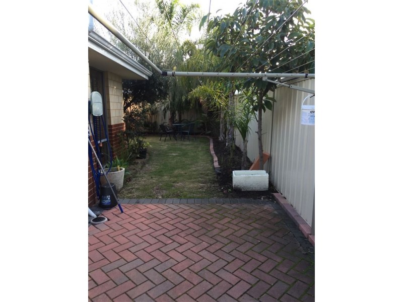 4 Mallee Close, Wannanup WA 6210