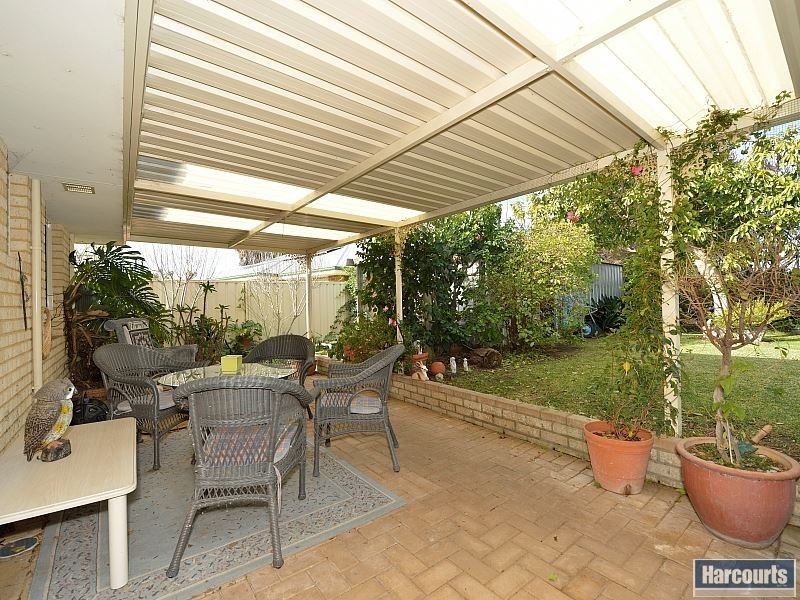 11 Brighton Place, Greenfields WA 6210