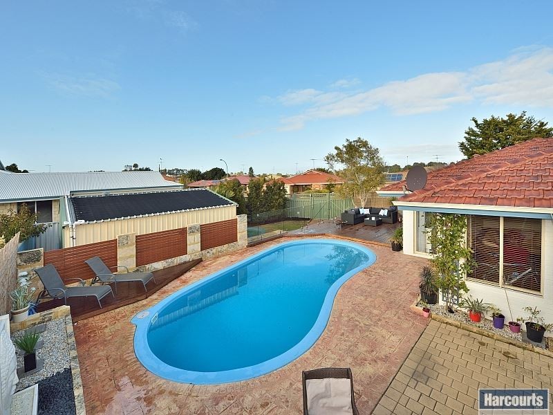 63 Caravel Way, Halls Head WA 6210