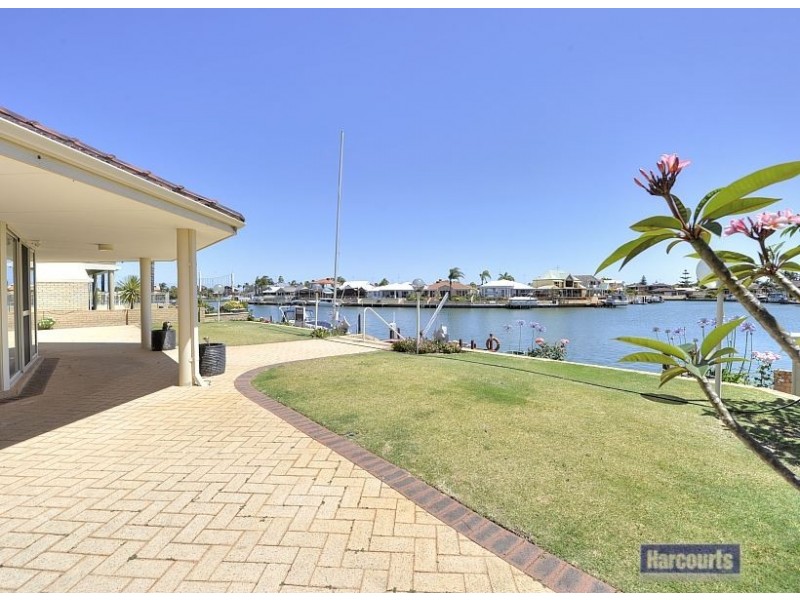 14 Warren Place, Dudley Park WA 6210