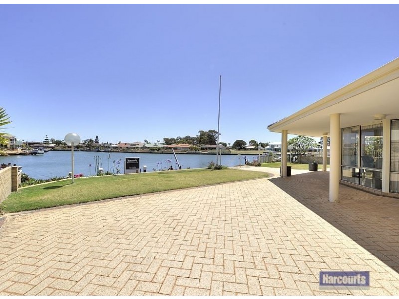 14 Warren Place, Dudley Park WA 6210