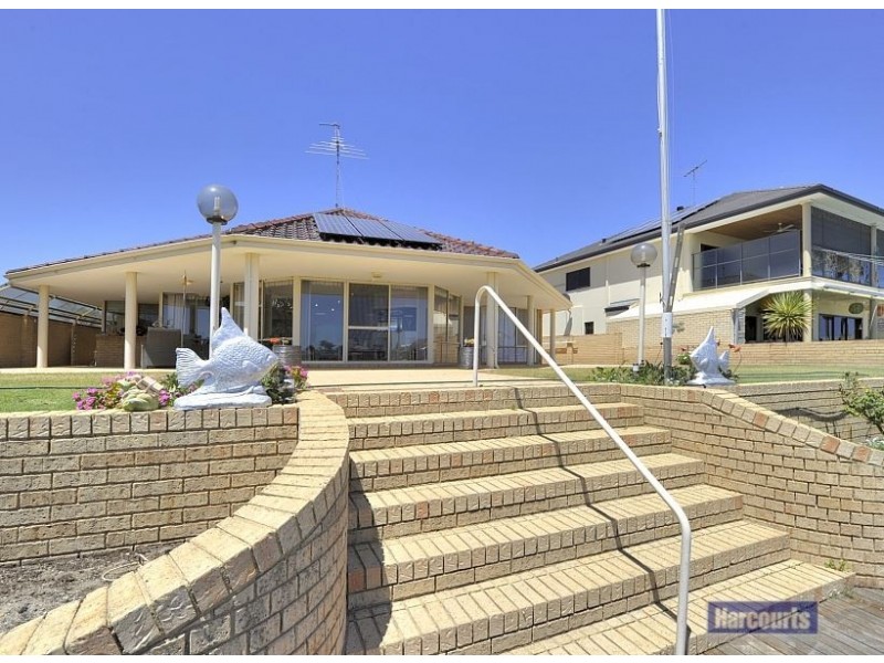 14 Warren Place, Dudley Park WA 6210