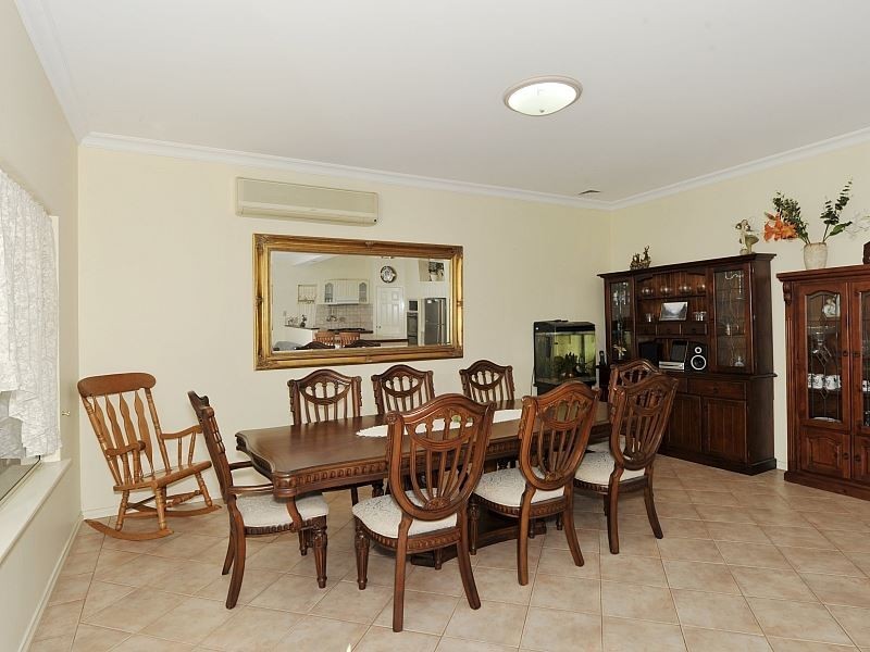 37 Mariners Cove Drive, Dudley Park WA 6210