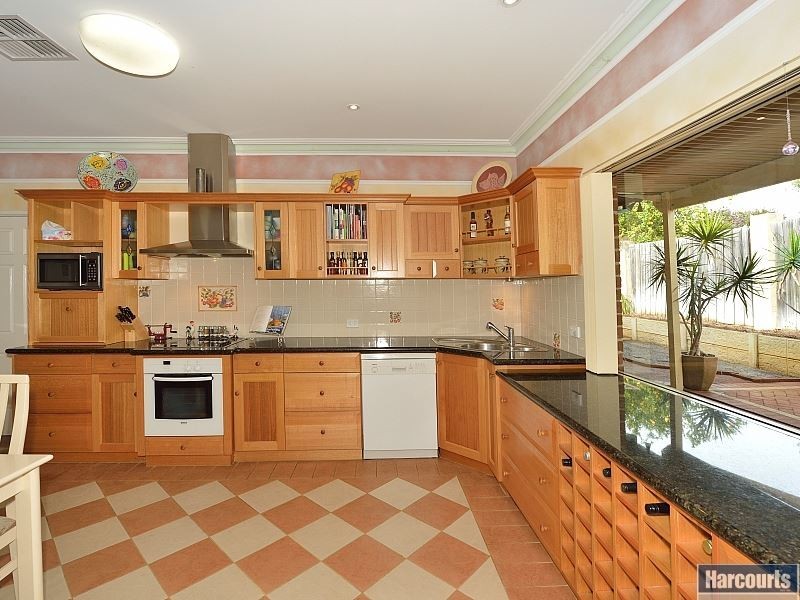 1 Roma Court, Dawesville WA 6211