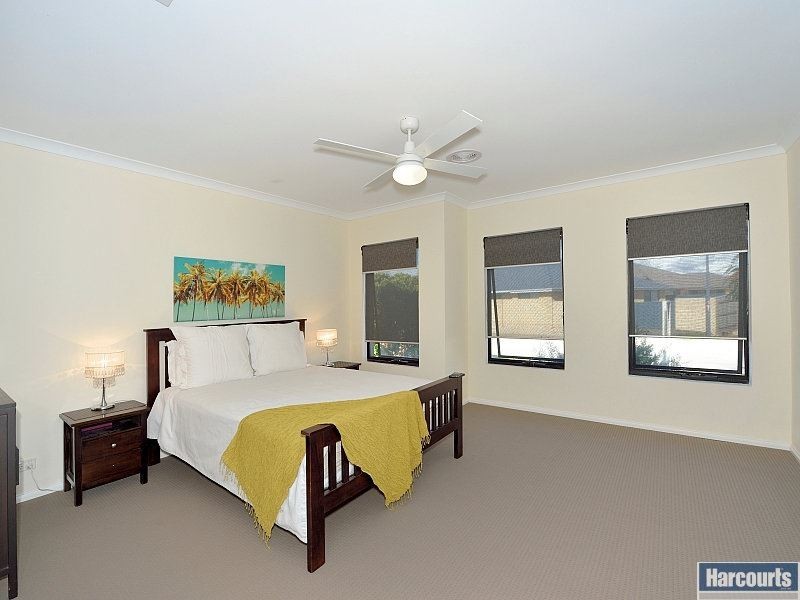 80 Carissa Turn, Halls Head WA 6210