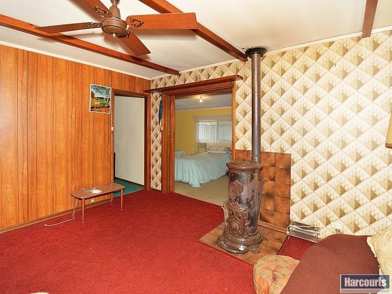 6 Roy Road, Coodanup WA 6210