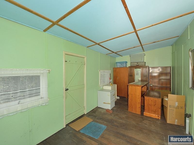 6 Roy Road, Coodanup WA 6210