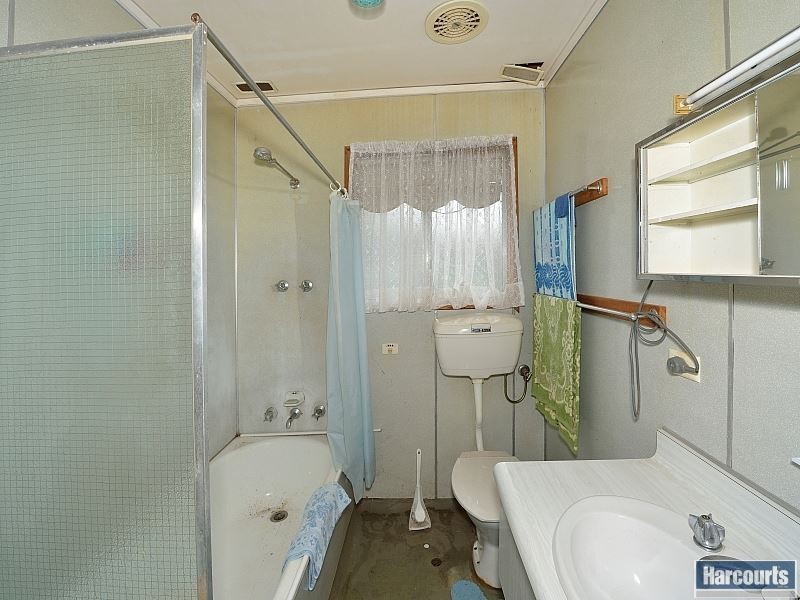 6 Roy Road, Coodanup WA 6210