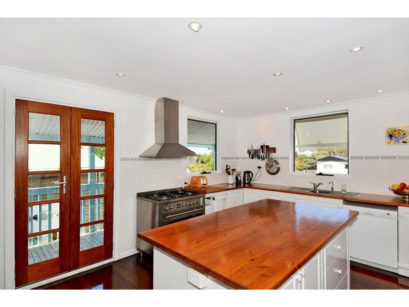 2/60 Janis Street, Halls Head WA 6210