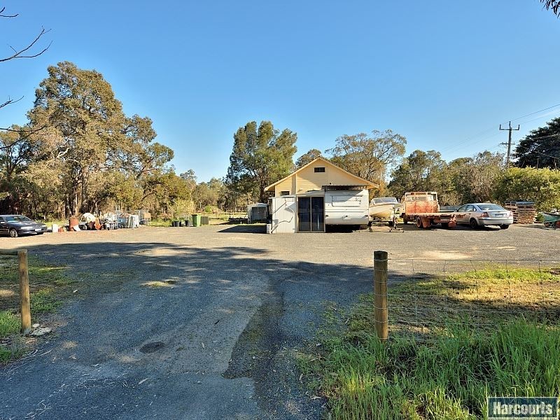 51 Noorumba Road, Barragup WA 6209