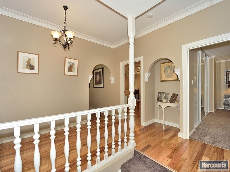 1 Darley Grove, Halls Head WA 6210