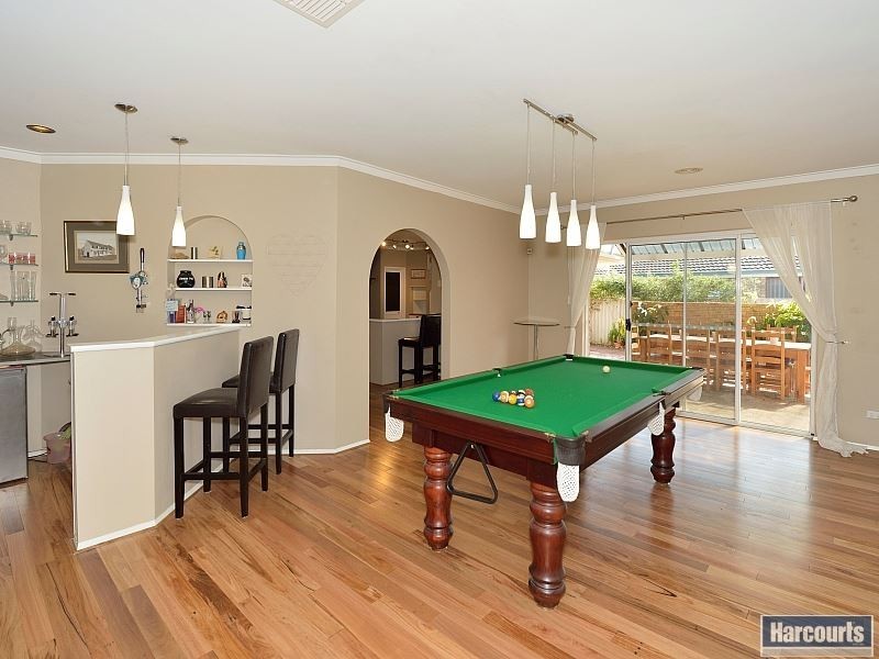 1 Darley Grove, Halls Head WA 6210