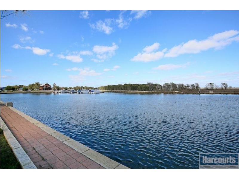 49 Erins Isle, Dudley Park WA 6210