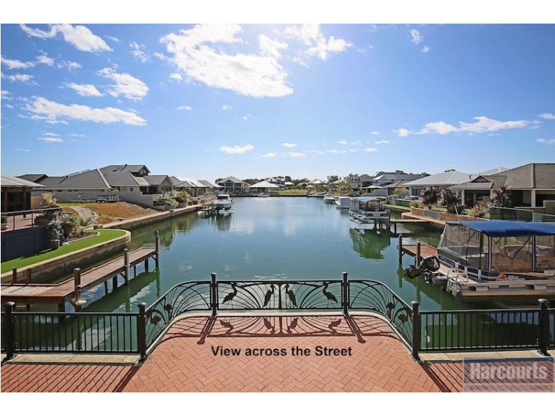 49 Erins Isle, Dudley Park WA 6210