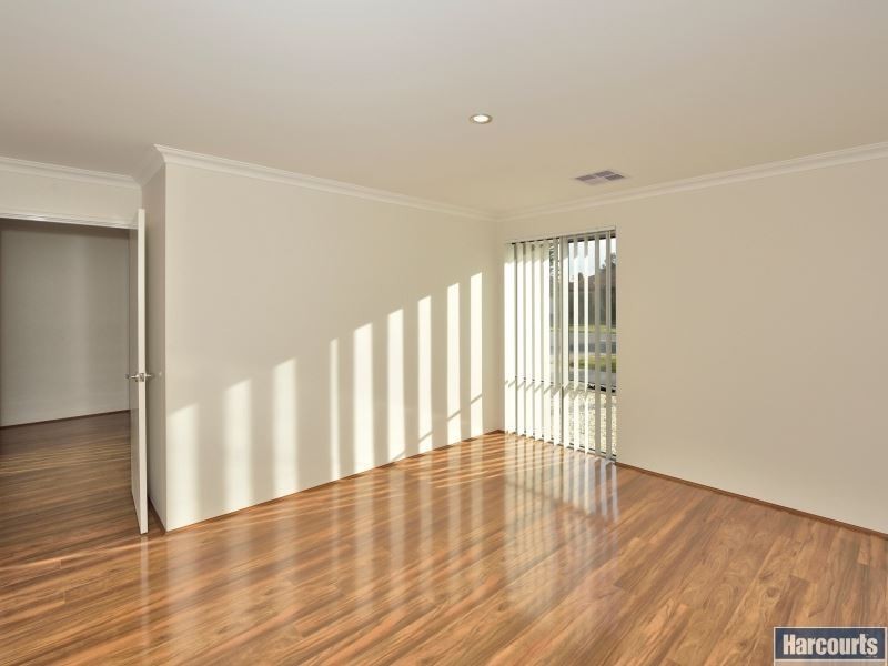 76 Northport Boulevard, Wannanup WA 6210