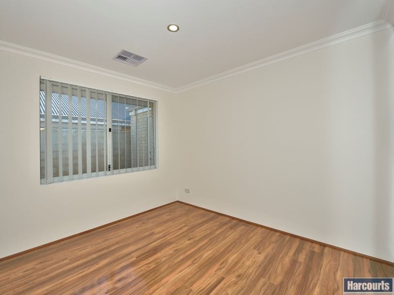 76 Northport Boulevard, Wannanup WA 6210