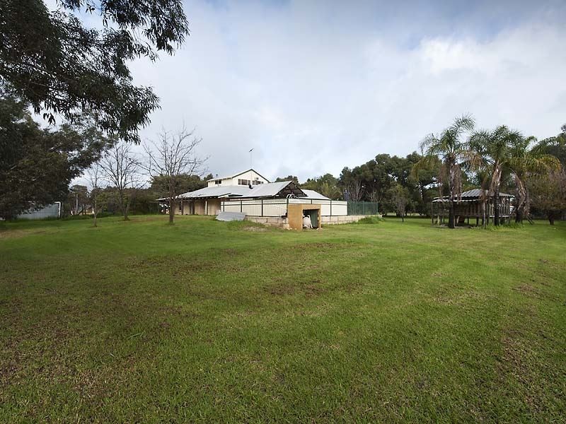 28 Holland Street, Coolup WA 6214