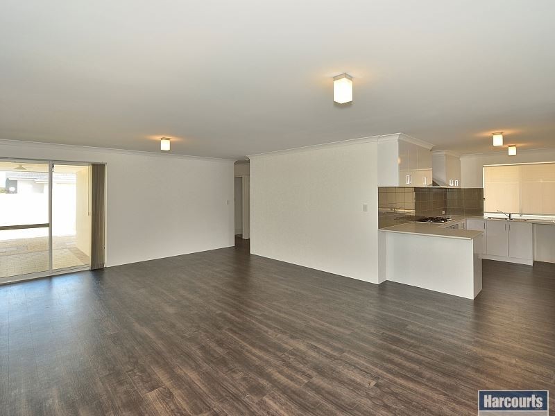 24 Nullagine Pass, Dawesville WA 6211