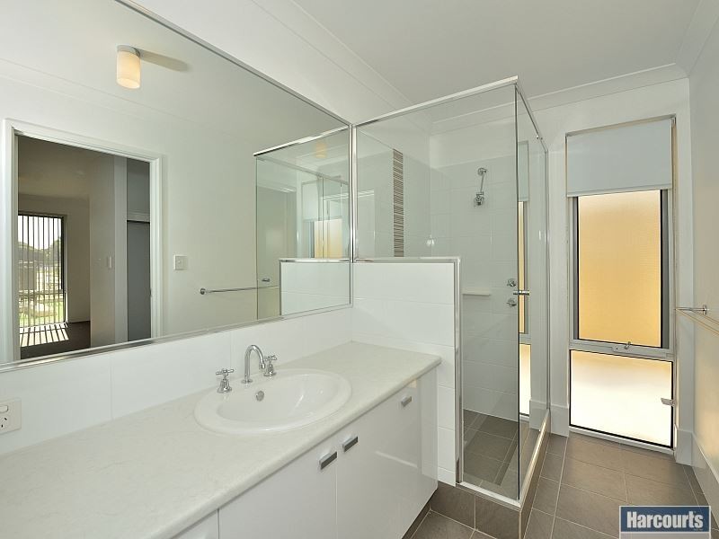 24 Nullagine Pass, Dawesville WA 6211