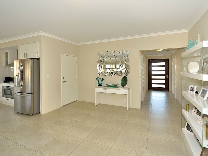 4 Kukerin Way, Dawesville WA 6211