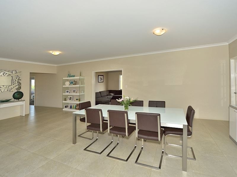 4 Kukerin Way, Dawesville WA 6211